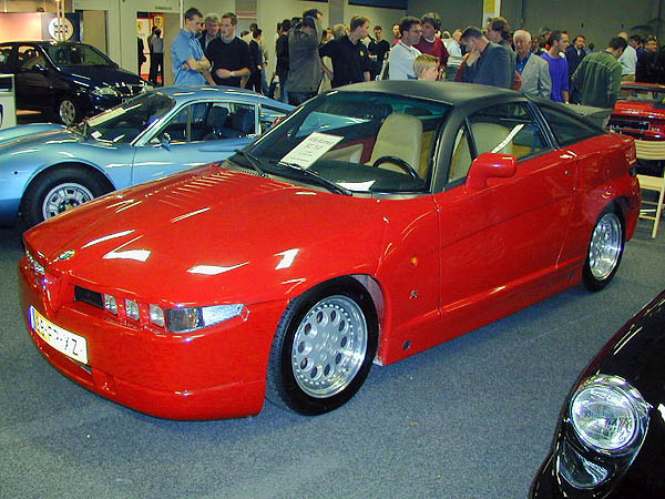 1990_Alfa_Romeo_SZ_f3q