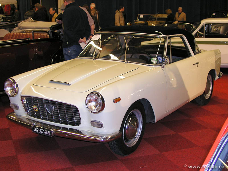 After the introduction of the Aurelia berlina in 1950 Lancia set to work on