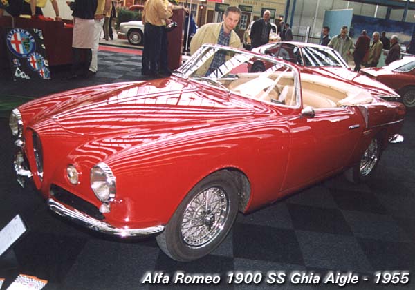 Alfa_Romeo_1900_SS_Ghia_Aigle_1955_f3q.jpg (51718 bytes)