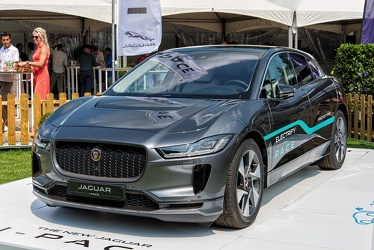 Jaguar I-Pace prototype 2018 fl3q