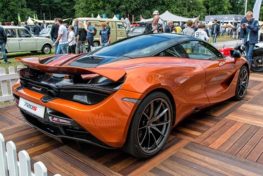 McLaren 720S 2017 r3q