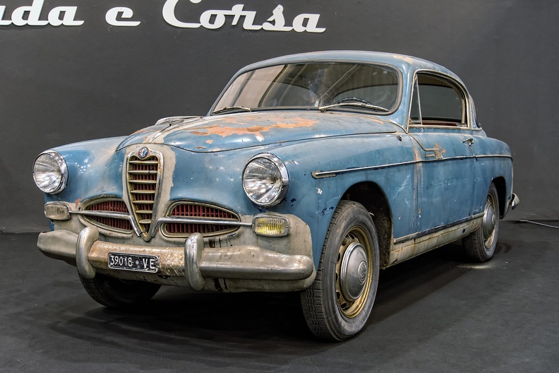 Alfa Romeo 1900 C Primavera S2 coupe by Boano 1956 fl3q.jpg