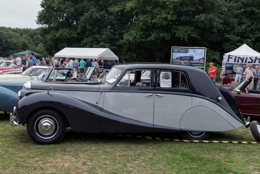Daimler DB18 Consort Special Empress saloon by Hooper 1952 side