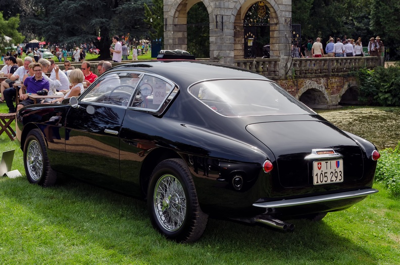 Alfa Romeo 1900 C SS S1 berlinetta by Zagato 1955 r3q.jpg