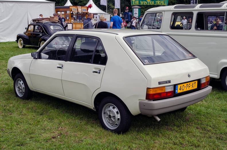 Renault 14 TL 1979 r3q.jpg