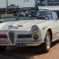 Alfa Romeo 2000 Spider by Touring 1961 f3q.jpg