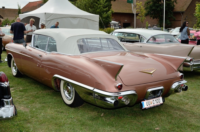 Cadillac Eldorado Biarritz 1957 rl3q.jpg