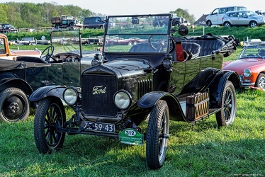 Ford Model T tourer 1924 fl2q