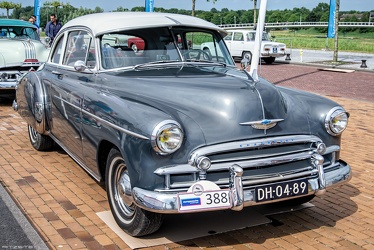 Chevrolet Styleline DeLuxe Sport coupe 1950 fr3q