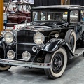 Packard 901 Standard Eight 4-door sedan 1932 fl3q.jpg