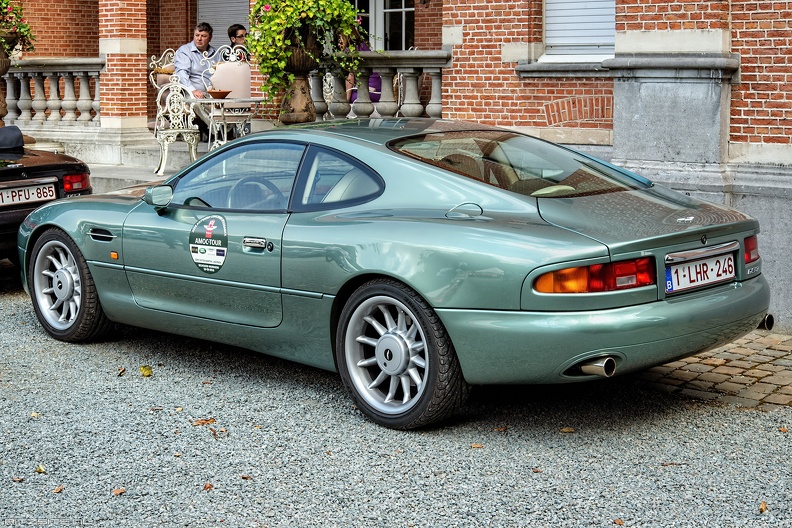 Aston Martin DB 7 i6 1996 r3q.jpg