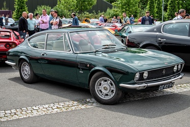 Fiat Dino 2400 coupe by Bertone 1972 fr3q
