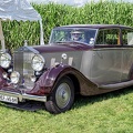 Rolls Royce Wraith 4-light saloon by Mulliner 1939 fl3q.jpg