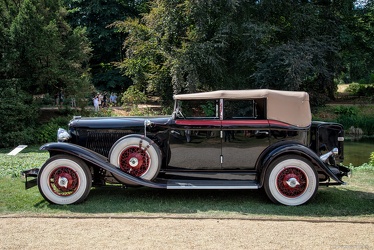 Auburn 8-98 A Custom phaeton sedan 1931 side