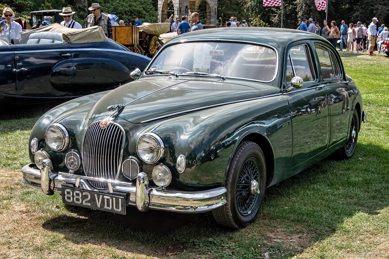 Jaguar Mk 1 3,4 Litre 1959 fl3q.jpg
