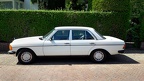 Mercedes 200 1982 side